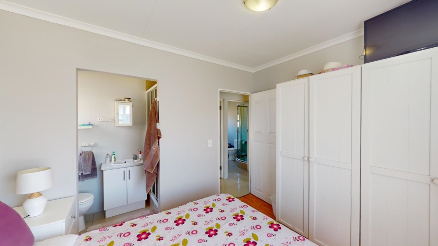 3 Bedroom Property for Sale in Bridgemeade Eastern Cape